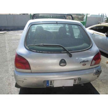 ford fiesta berlina del año 1999
