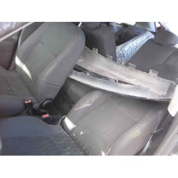 ford focus berlina (cak) del año 2004