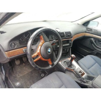 bmw serie 5 berlina (e39) del año 2001