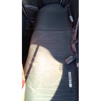 toyota yaris del año 2010