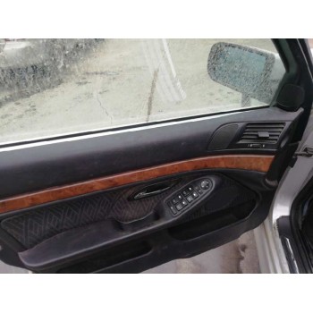 bmw serie 5 berlina (e39) del año 2001