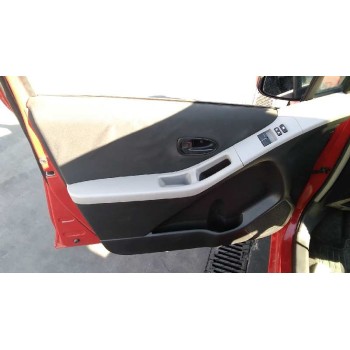 toyota yaris del año 2010