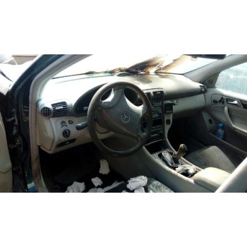 mercedes-benz clase c (w203) berlina del año 2000