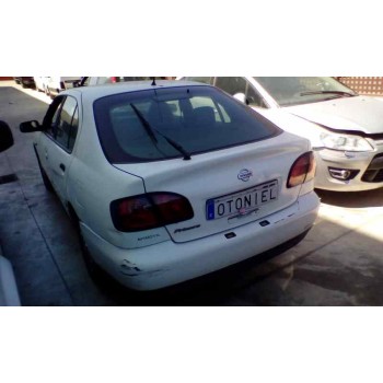 nissan primera berlina (p11) del año 1999