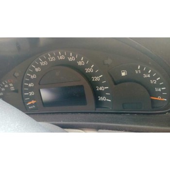 mercedes-benz clase c (w203) berlina del año 2000