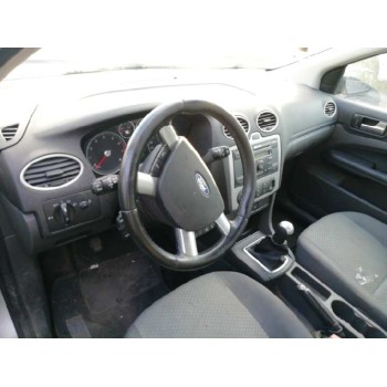 ford focus berlina (cap) del año 2005