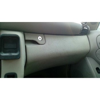 mercedes-benz clase c (w203) berlina del año 2000