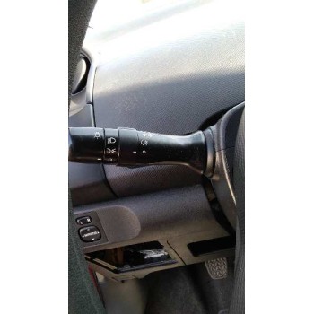 toyota yaris del año 2010