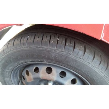 toyota yaris del año 2010