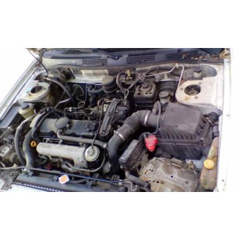 nissan primera berlina (p11) del año 1999