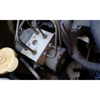 nissan primera berlina (p11) del año 1999