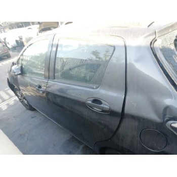 toyota yaris del año 2014