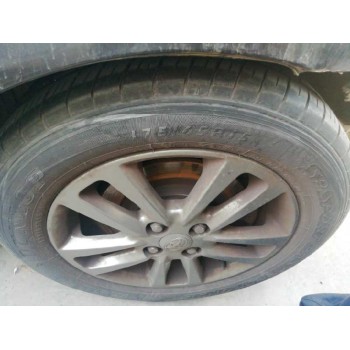 toyota yaris del año 2014