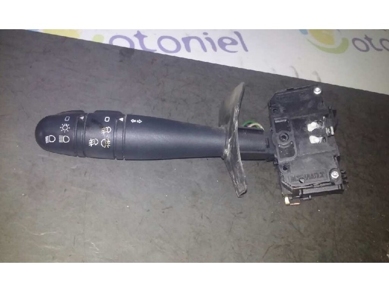 Recambio de mando luces para renault clio ii fase ii (b/cb0) 1.2 referencia OEM IAM   