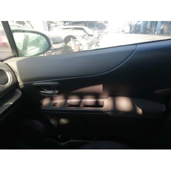 toyota yaris del año 2014