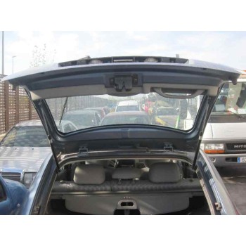 kia rio del año 2000