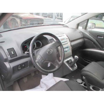 toyota corolla verso (r1) del año 2006