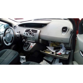 renault scenic ii del año 2004