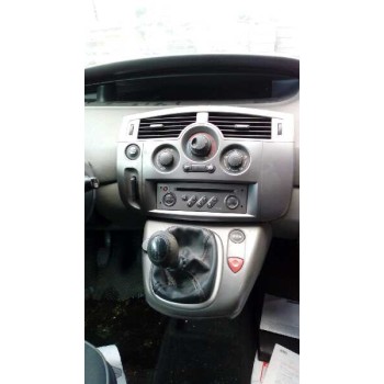 renault scenic ii del año 2004