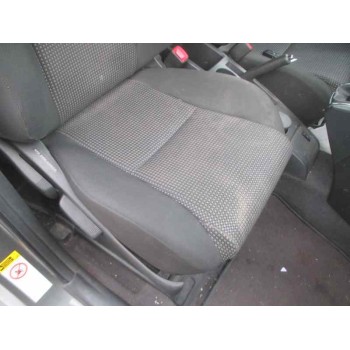 toyota corolla verso (r1) del año 2006