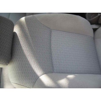 kia rio del año 2000