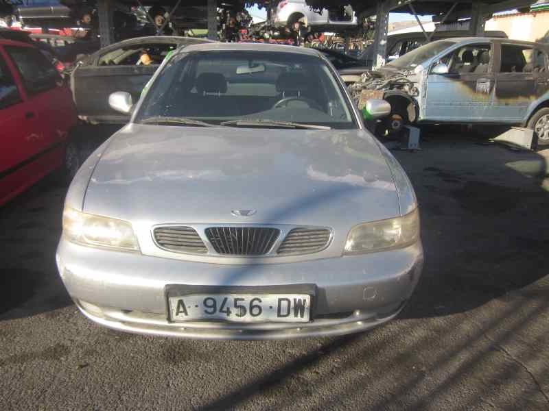 daewoo nubira berlina del año 1999