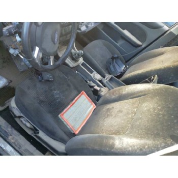 ford focus berlina (cap) del año 2006