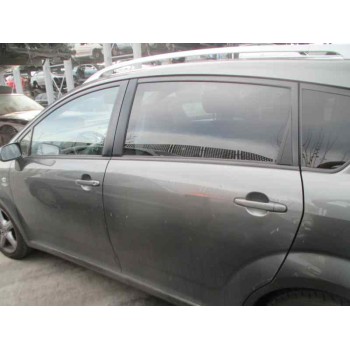 toyota corolla verso (r1) del año 2006