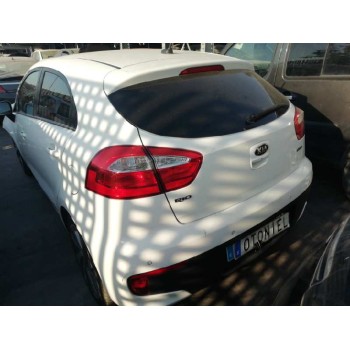 kia rio del año 2017