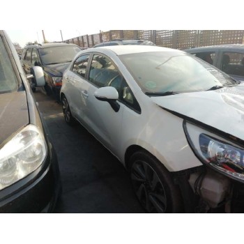 kia rio del año 2017