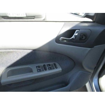 skoda octavia berlina (1u2) del año 2000