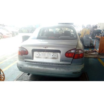 daewoo lanos del año 2000
