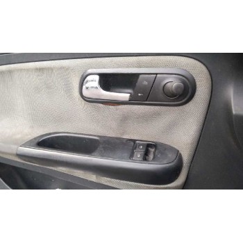 seat ibiza (6l1) del año 2003