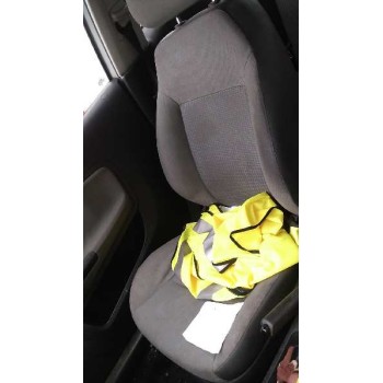 seat ibiza (6l1) del año 2003