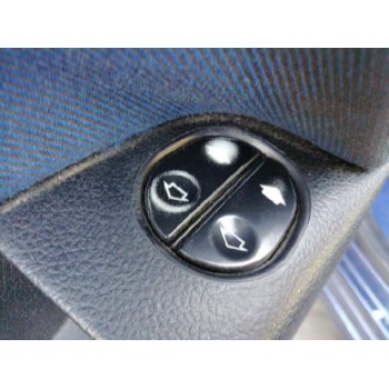 ford fiesta (cbk) del año 2004