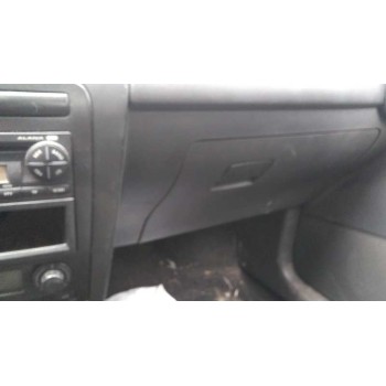 seat ibiza (6l1) del año 2004