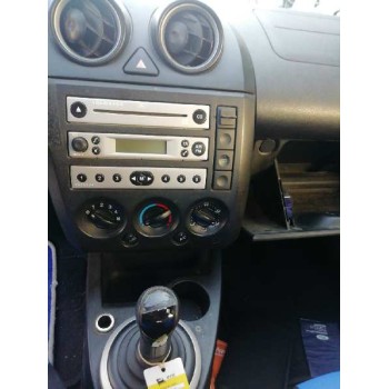 ford fiesta (cbk) del año 2004