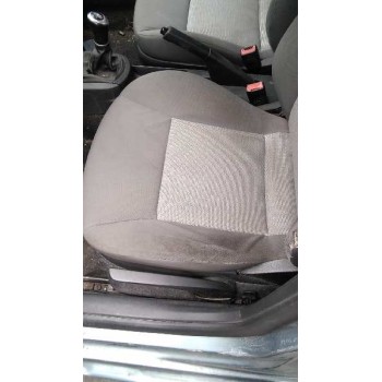 seat ibiza (6l1) del año 2004
