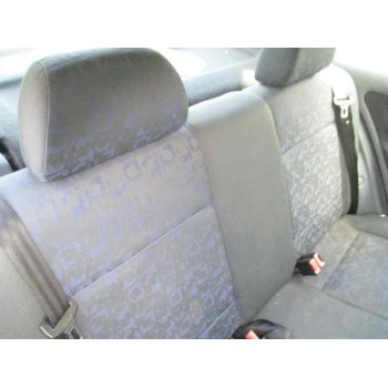 skoda octavia berlina (1u2) del año 2000