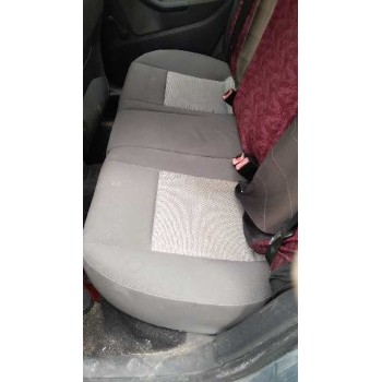 seat ibiza (6l1) del año 2004