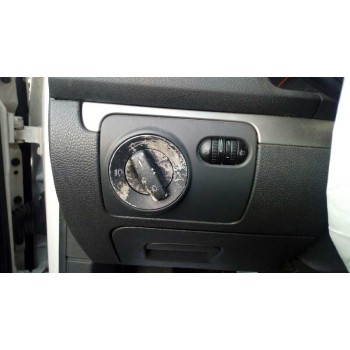 volkswagen golf v berlina (1k1) del año 2006