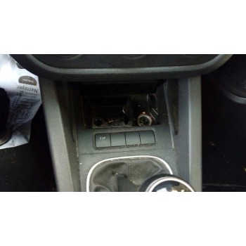 volkswagen golf v berlina (1k1) del año 2006