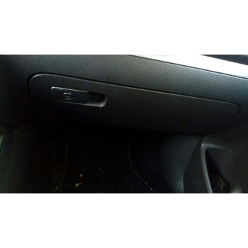 volkswagen golf v berlina (1k1) del año 2006