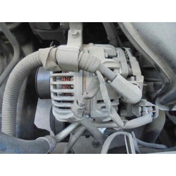 toyota avensis berlina (t 22) del año 2001