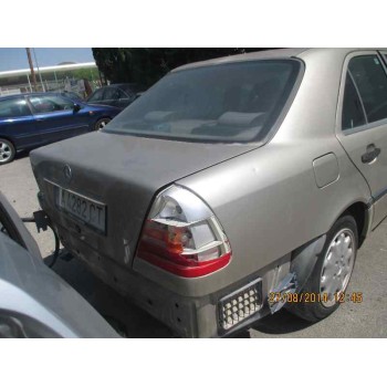 mercedes-benz clase c (w202) berlina del año 1996