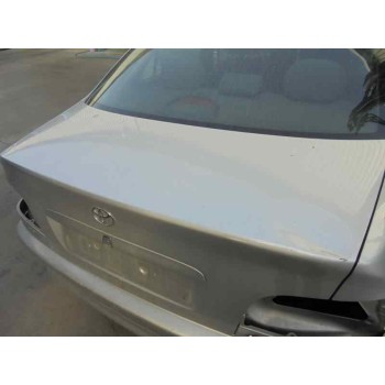 toyota avensis berlina (t 22) del año 2001