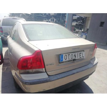 volvo s60 berlina del año 2003