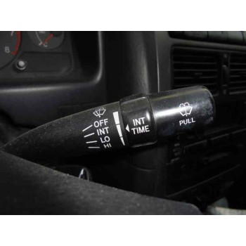 toyota avensis berlina (t 22) del año 2001