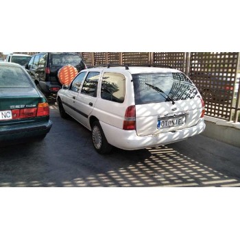 ford escort berlina/turnier del año 1998