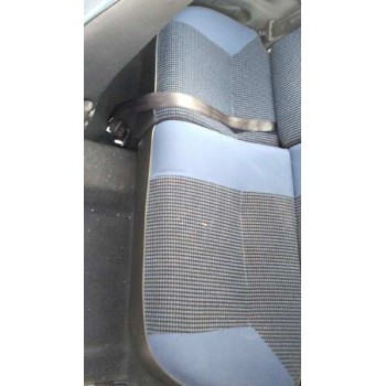 peugeot 106 (s2) del año 2000